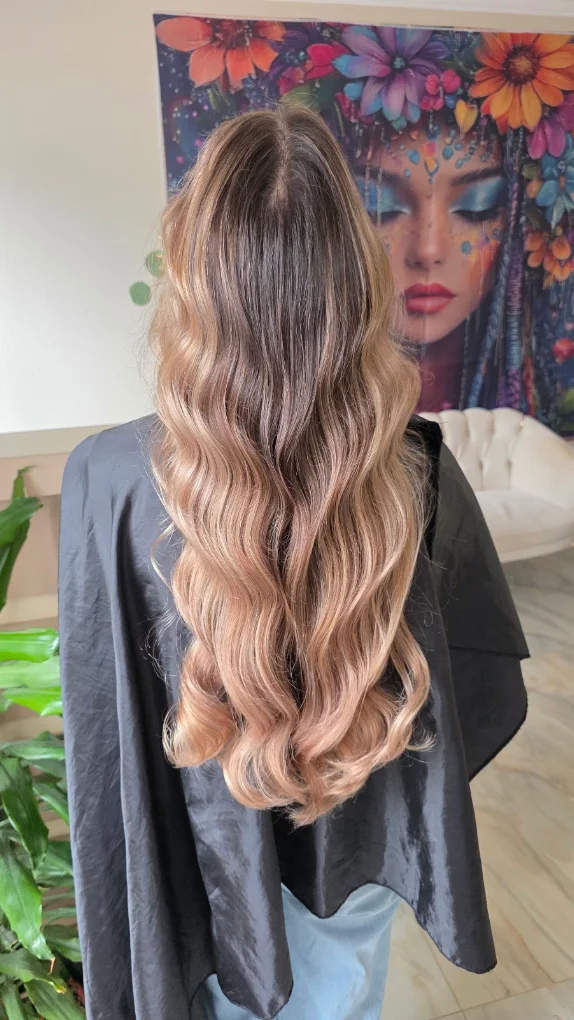 Balayage caramel cu unde Hollywood — DANA BEAUTY ART